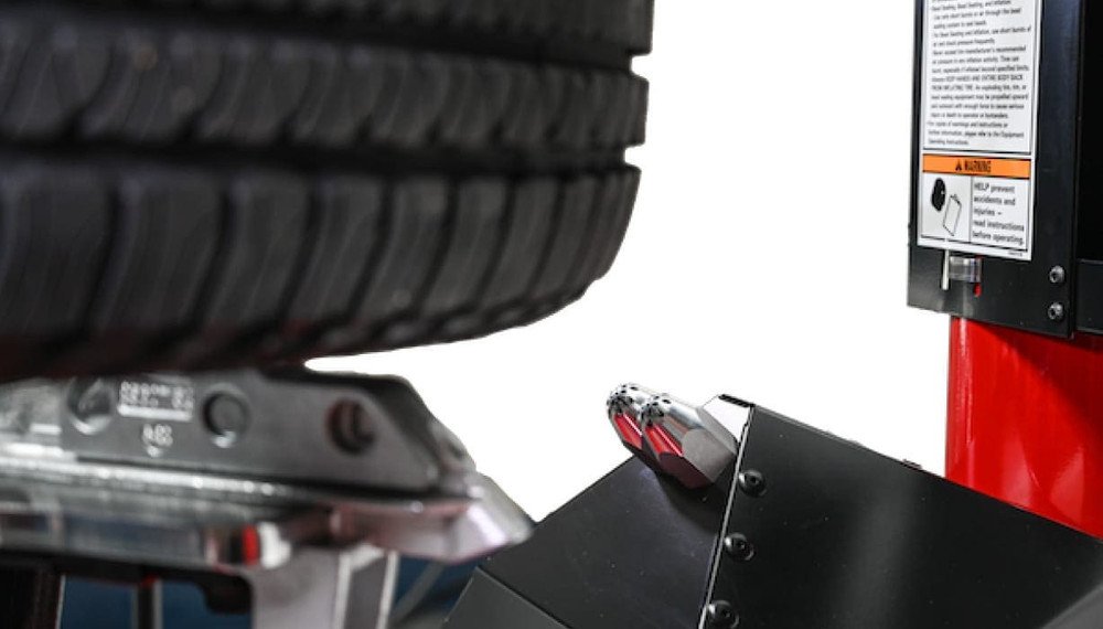 Coats Maxx 80 Rim Clamp Tire Changer 5 Coats Maxx 80 Rim Clamp Tire Changer - Image 5